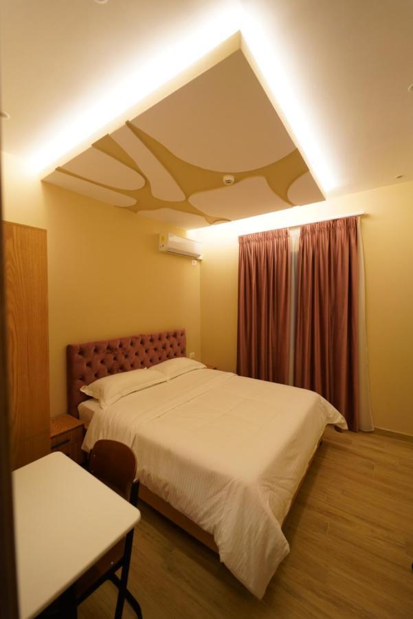 Hotel Sr99 Tirana